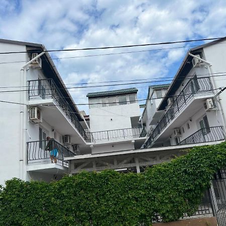Mario Residence Costinesti Luaran gambar